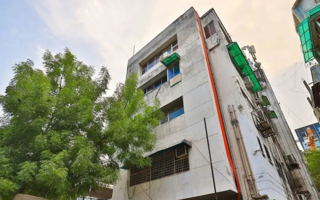 Hotel Rajshree by OYO