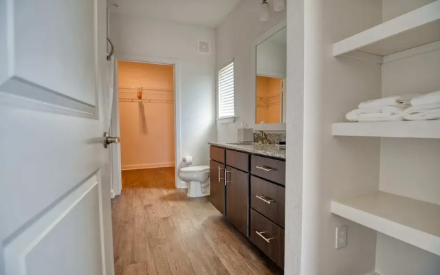 Grand Two Bedroom Two Bathroom Apartment with Balcony by The Scholar