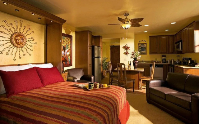 Avila La Fonda Hotel
