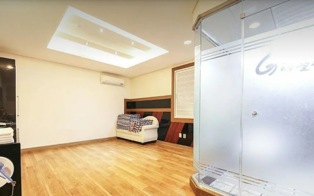 Hotel Galaxy