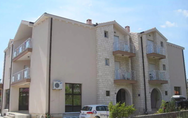 Apartments Dalmatino