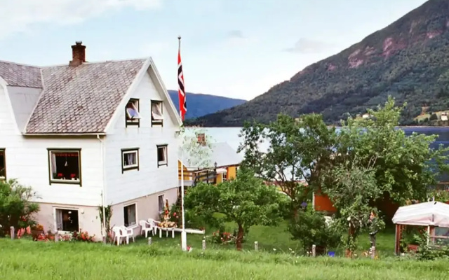 5 Person Holiday Home in Vistdal