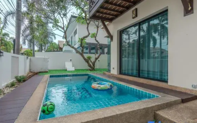 Thai Home Luxury 3Bedroom Pool Villa Near Hollywood
