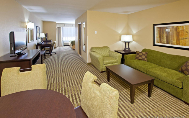 Holiday Inn Express Hotel & Suites Richwood-Cincinnati South by IHG