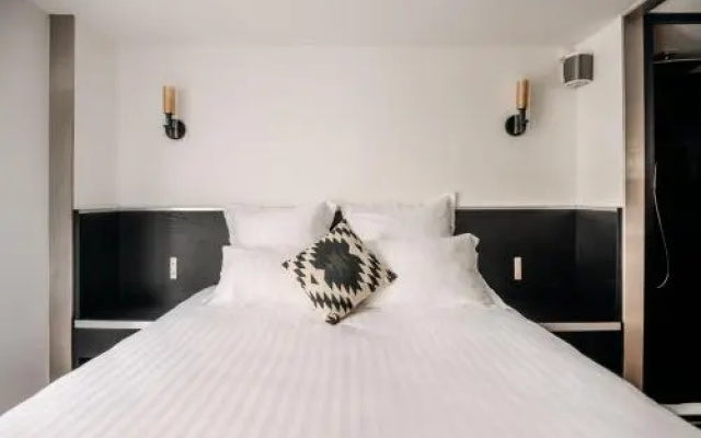 HighStay - Louvre / Saint Honore Serviced Apartments