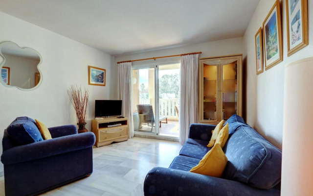 Luxury 2 Bed Apt Freeview Tv Wi