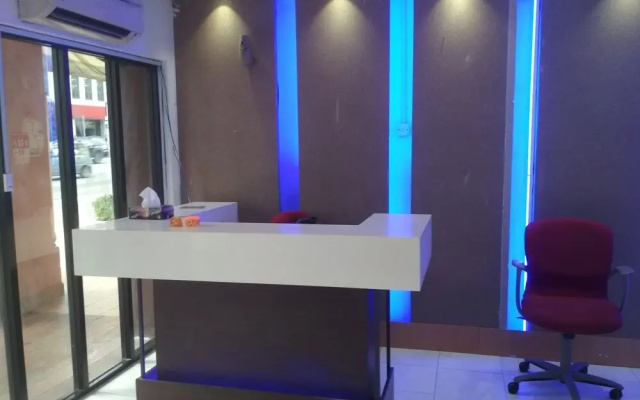 OYO 89879 Hotel Destino