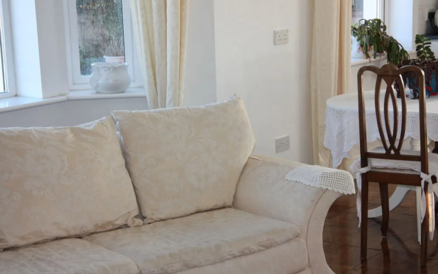 Seasons Lodge Guesthouse