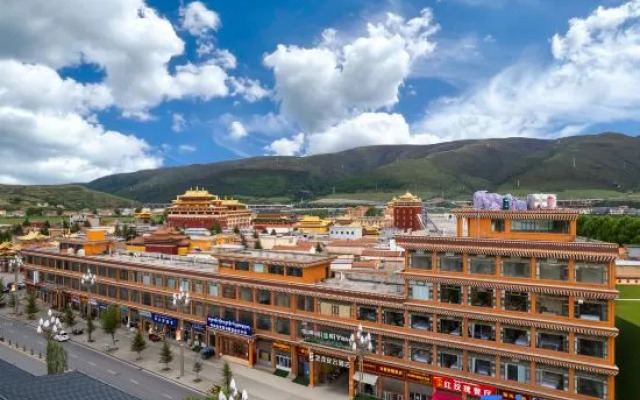 Yilong Anyun Hotel (Aba Prefecture Aba County Saige Temple)