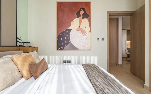 Superhost Modern 1BR in Azizi Riviera