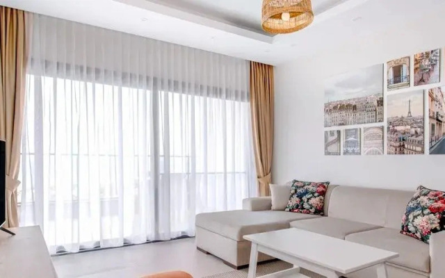 Caesar Blue Seaside Luxury Apartments