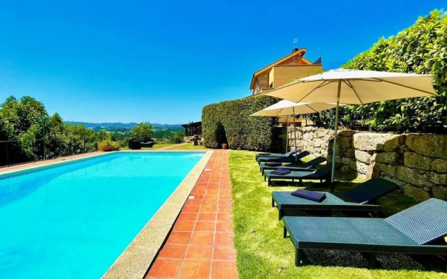 Stunning Villa Portugal Private Pool Diving Board