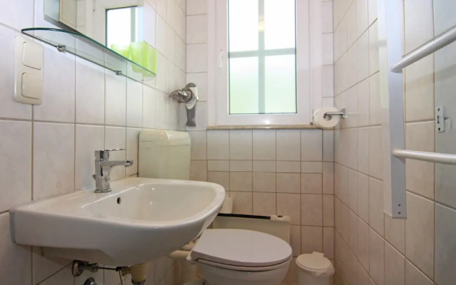 Ferienhaus mit Kamin am Achterwasser in Lutow