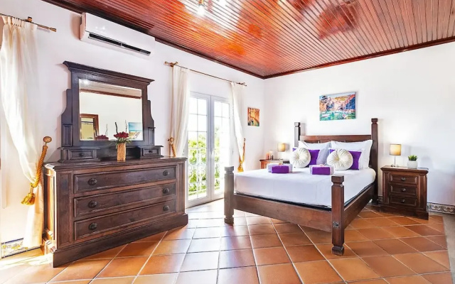 Villa Buganvilias
