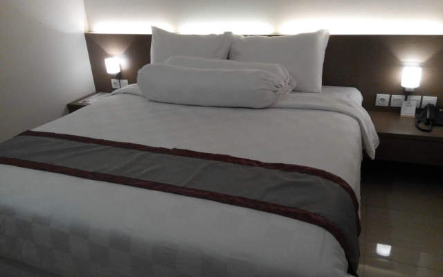Viva Hotel Kediri, Azana Hotels Collection
