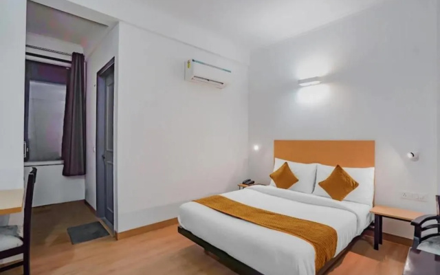 Treebo Noida Express