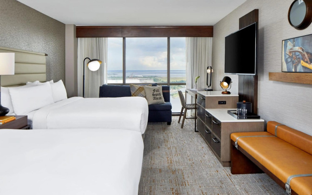 Renaissance Mobile Riverview Plaza Hotel