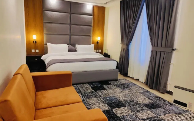 Pinemont Hotel