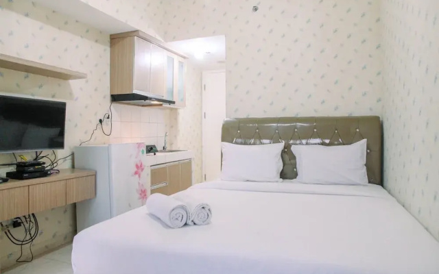 Cozy Stay Studio at Springlake Summarecon Bekasi Apartment