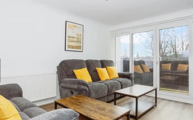 Caul View Apartment in Dumfries