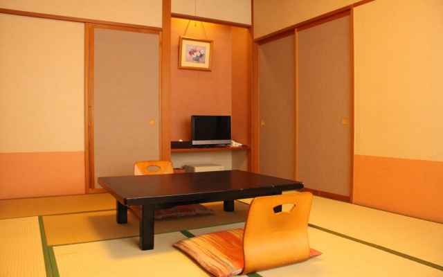 Fujikawaguchiko Onsen Hotel Asafuji