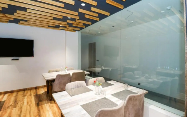 Hotel Vertu IGI Delhi Airport By OPO