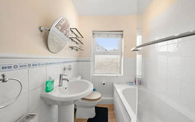 Contractor 3-bed Long-stay Discounts & Parking