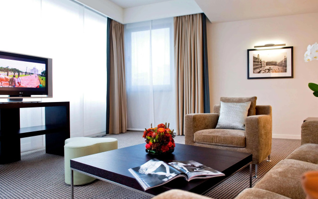 Отель Sofitel Brussels Europe