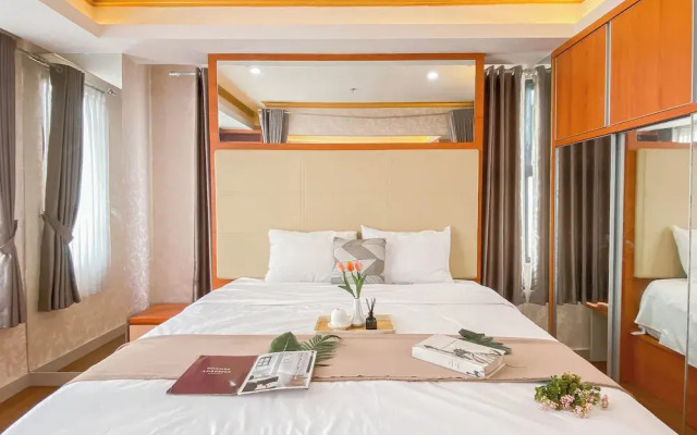 Good Place And Spacious Studio Transpark Cibubur Apartment