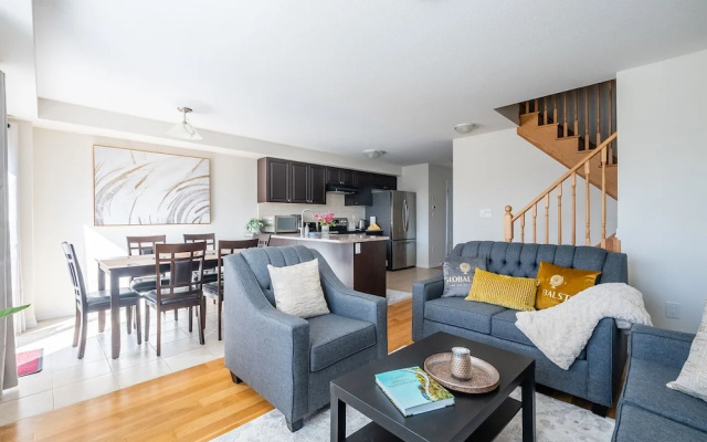 New 3BR Townhouse, Minutes to Niagara Falls and Brock University by GLOBALSTAY