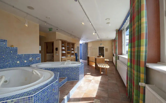 Top La Residence