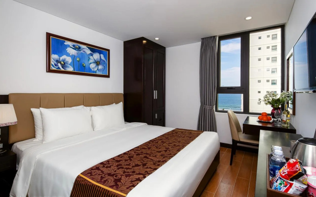 Golden Line Hotel Da Nang