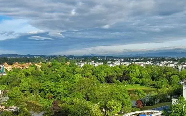 Yanzi Cottage
