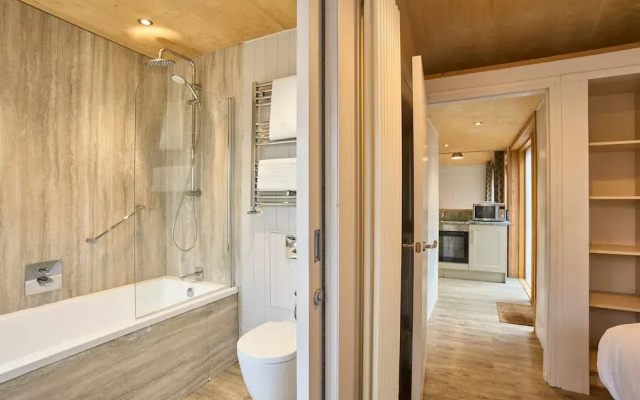 Host Stay Gwyle in Wareham