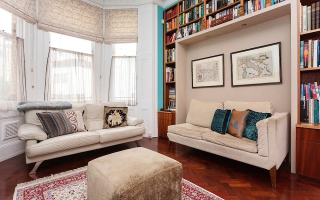 Veeve - Hampstead Victorian