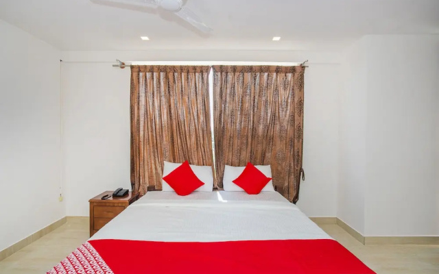 OYO Flagship 16626 Rajkamal Stay Inn Airport Road