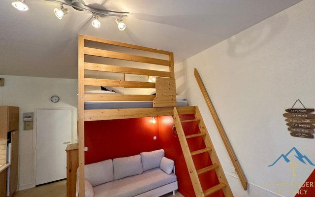 Mezzanine Spa Stay for 4
