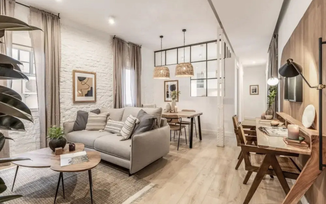 Somma - 2 Bedrooms in Almagro