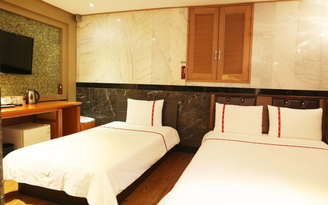 Dongdaemun Signature Tourist Hotel