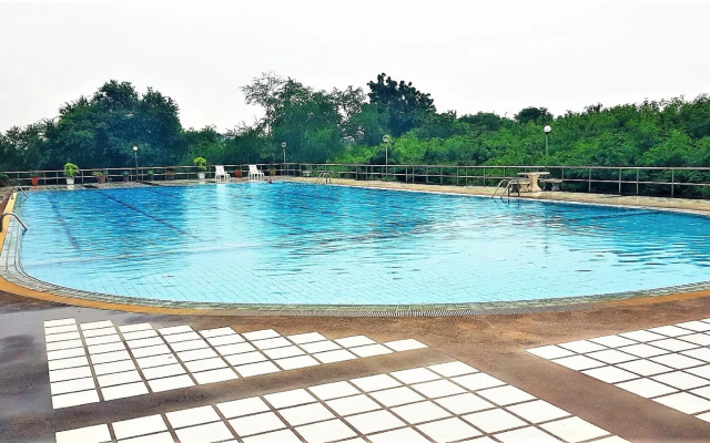 Pattaya Plaza Condotel Large Studio Apartment Sukhumvit