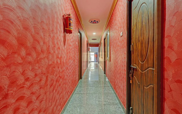 OYO 75655 The Ken Regency
