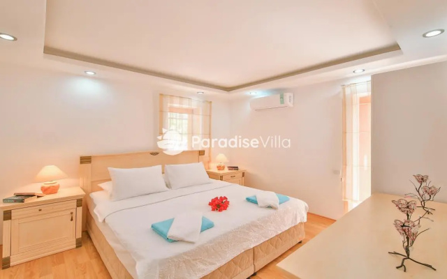 Villa Paradise