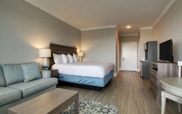 Islander Hotel & Resort