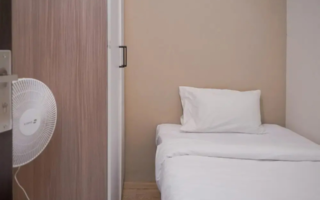 Good Place and Homey 2BR at Apartment Serpong Greenview