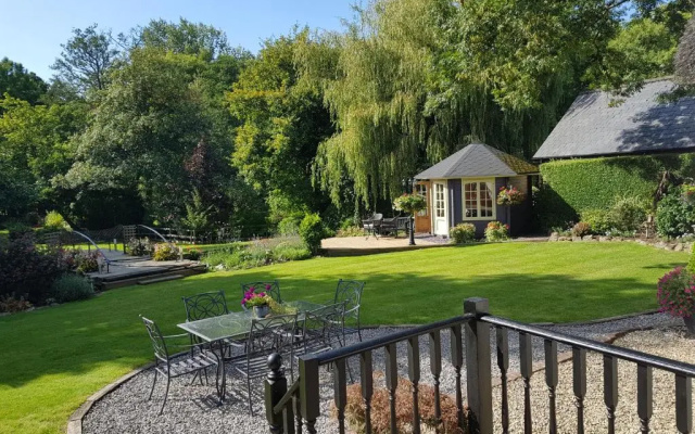 Weir Cottage
