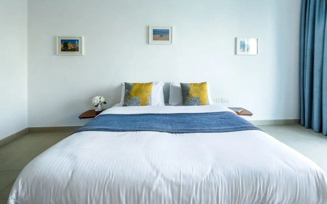 Top-notch 2BR With Magical Marina Views!