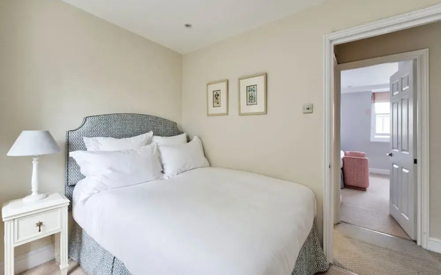 Gorgeous Modern 2 Bedroom Flat in Chelsea