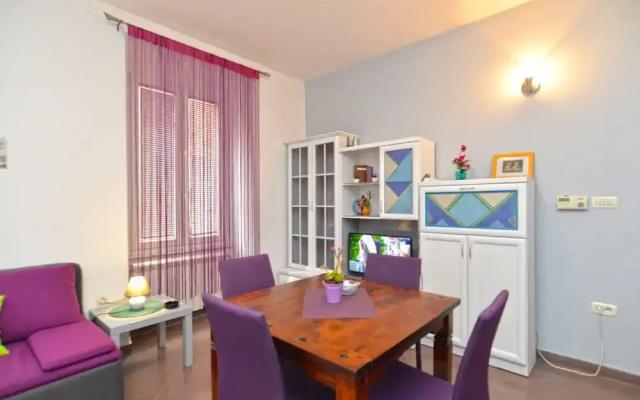 Apartment 1673