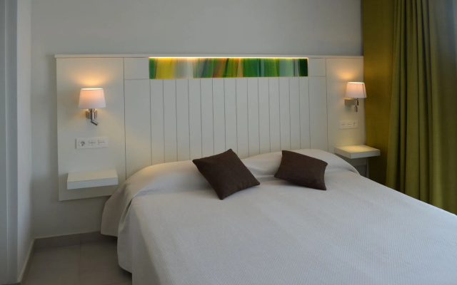 Veril Playa Apartments