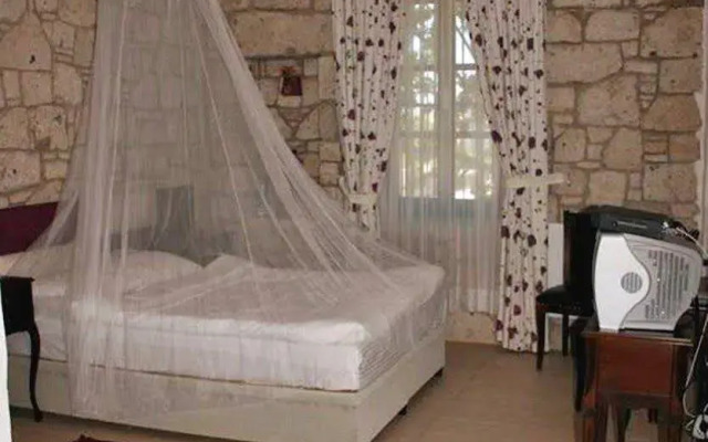 Nish Alacati Hotel